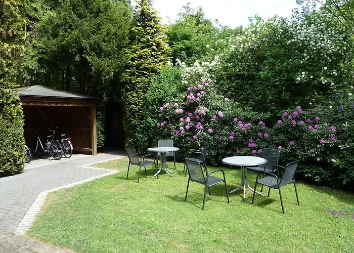 Appartementhaus Dr Domberg 1 *